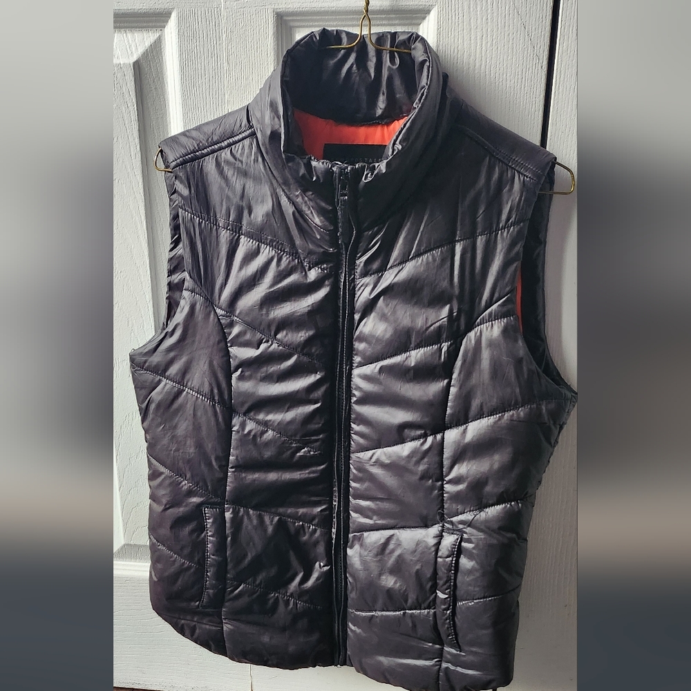 Aeropostale vest
